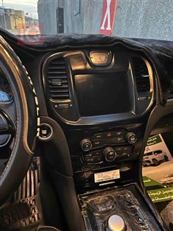 کرایسلەر 300